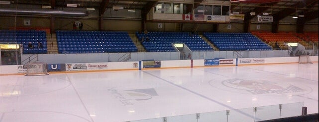 Ray Twinney Arena is one of Orte, die Deborah Lynn gefallen.