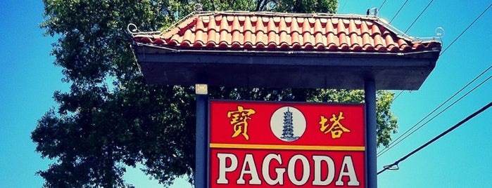 Pagoda Chinese Restaurant & Lounge is one of Food That I've Tried.