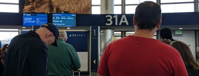 Gate 31A is one of LA2014.