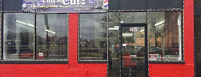 Chicago's Finest Cutz Inc. is one of Locais curtidos por William.