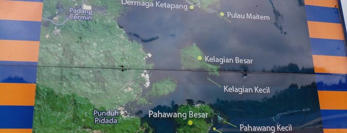 Pahawang Besar Island is one of Tempat yang Disukai Jan.
