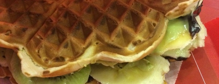 Ab'bas Waffle is one of 😎😎😎'ın Beğendiği Mekanlar.