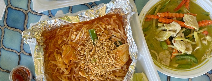 Lemon Grass Thai Kitchen is one of Best Food !.