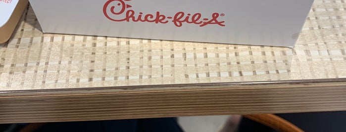 Chick-Fil-A is one of Eve'nin Beğendiği Mekanlar.