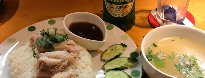 酒とタイ料理センチャン is one of Asian Food.