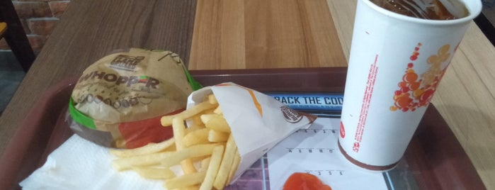 Burger King is one of Orte, die George gefallen.