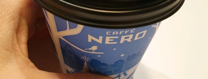 Caffè Nero is one of Sina 님이 좋아한 장소.