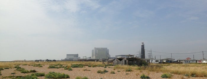 Dungeness Nuclear Power Station is one of Staple Farm Barn.