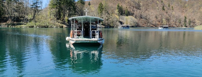 Boat Tour on Kozjak Lake is one of hırvatistan.