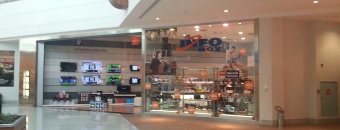 Infobox is one of Shopping RioMar Recife.
