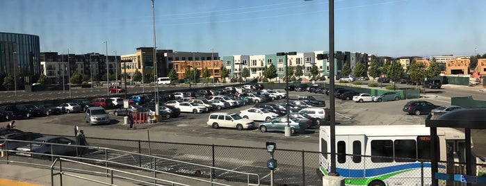 Hillsdale Caltrain Station is one of SF Trip 2016 🌉.