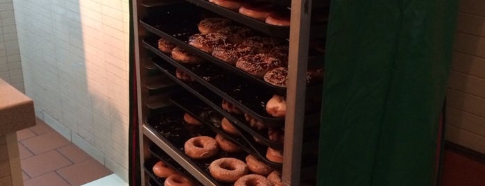 Krispy Kreme is one of Mohammed'in Beğendiği Mekanlar.