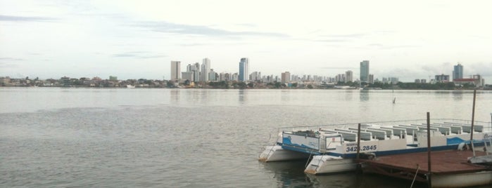 Bacia do Pina is one of Recife.