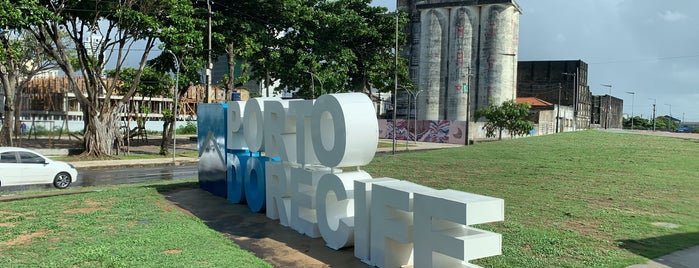 Porto do Recife is one of Lugares pra ir.