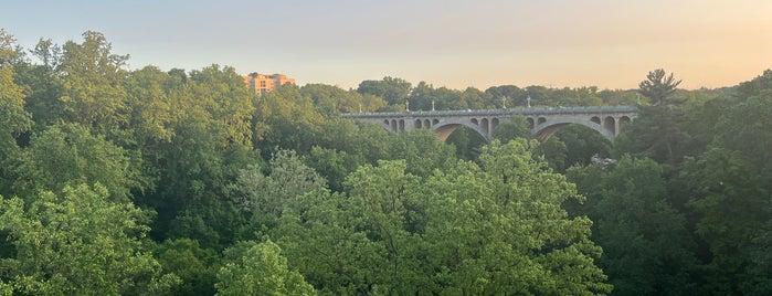 Duke Ellington Bridge is one of Washington DC.