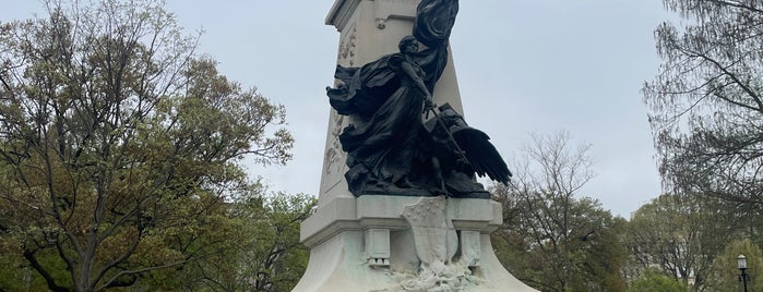 Rochambeau Statue is one of DC Monuments Run.