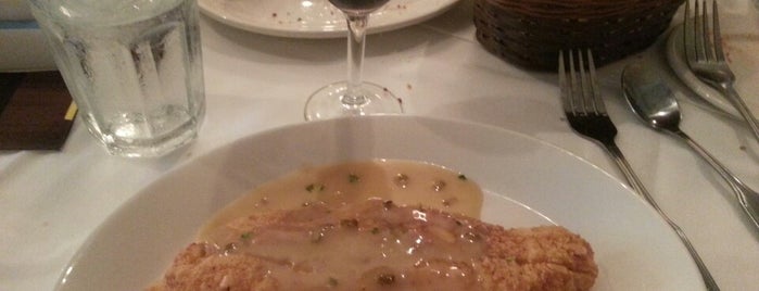 Vincent's Italian Cuisine is one of Orte, die AKB gefallen.