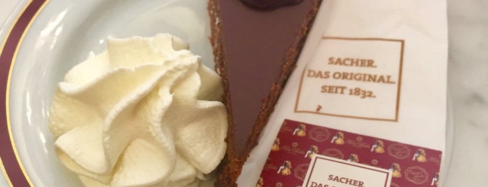 Cafe Sacher is one of Viyana.