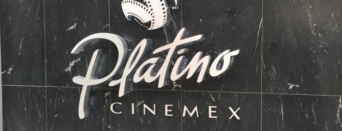 Cinemex Platino is one of Lugares favoritos de Chris.