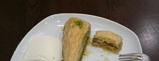 Baklavaci Ö.faruk Gül is one of Soner'in Beğendiği Mekanlar.