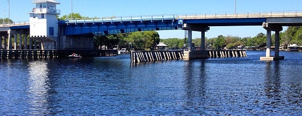 Astor Bridge Marina is one of Member Discounts: Florida.