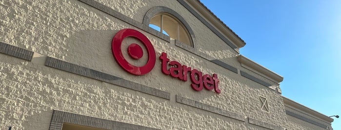 Target is one of Lieux qui ont plu à barbee.