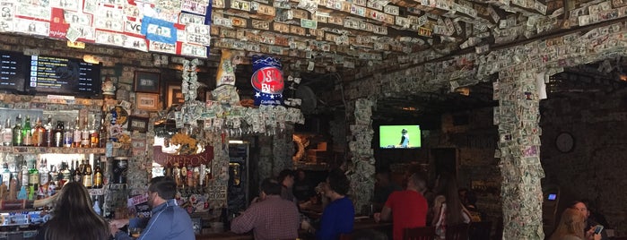 The Griffon Pub is one of Weekend in Charleston.