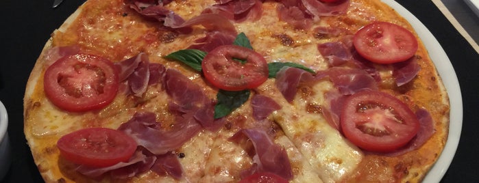 Pizza Leggera is one of Leo : понравившиеся места.