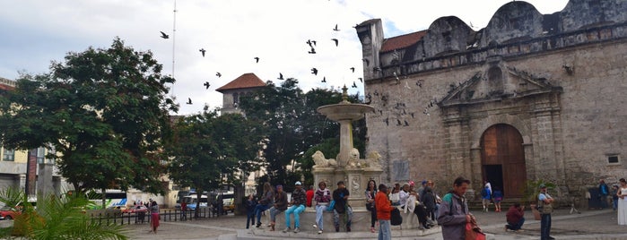 Plaza de San Francisco is one of Leo'nun Beğendiği Mekanlar.