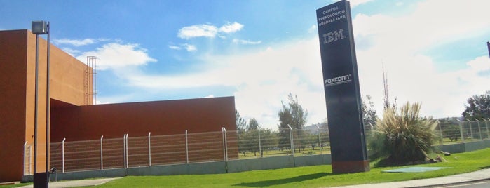 IBM is one of Lugares favoritos de Leo.