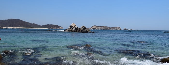 Bahía San Agustin is one of Posti che sono piaciuti a Leo.