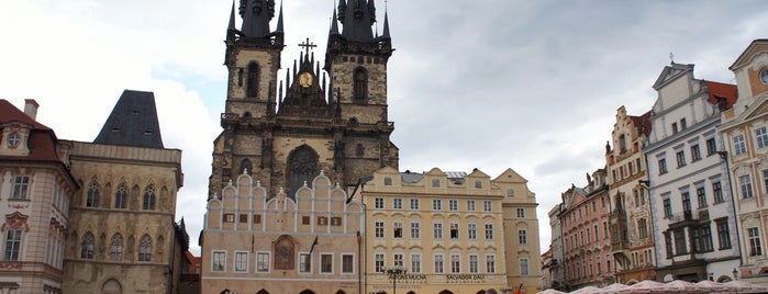 Iglesia de Nuestra Señora en frente del Týn is one of Lugares favoritos de Leo.