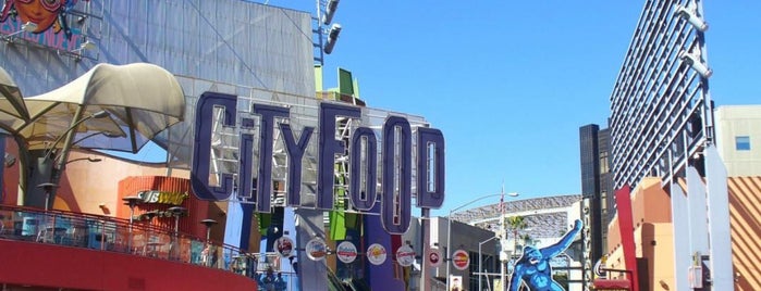 Universal CityWalk Hollywood is one of Orte, die Leo gefallen.
