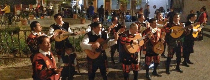 Guanajuato is one of Locais curtidos por Leo.