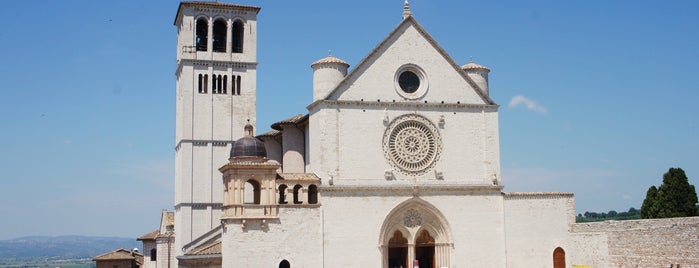 Basilica di San Francesco is one of Leo'nun Beğendiği Mekanlar.