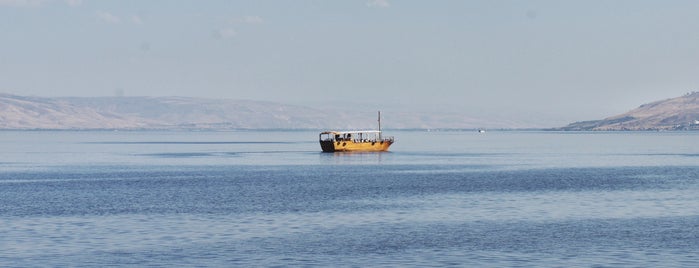 Sea of Galilee - Kinneret (כנרת) is one of สถานที่ที่ Leo ถูกใจ.