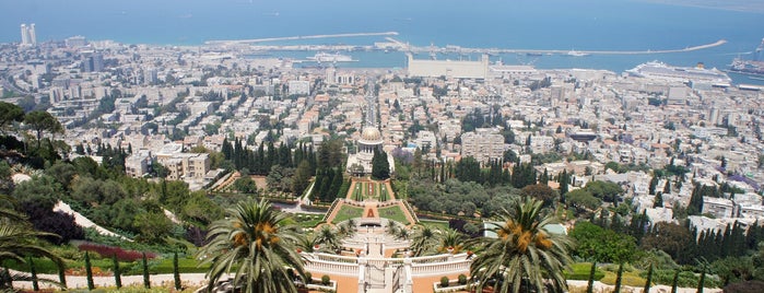 Baha'i Gardens is one of Leo’s Liked Places.