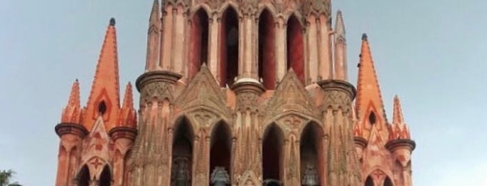 Parroquia de San Miguel Arcángel is one of Leo'nun Beğendiği Mekanlar.