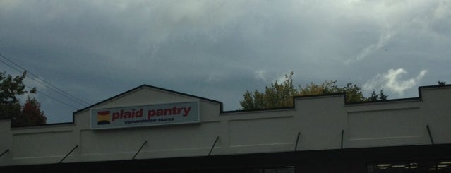 Plaid Pantry is one of สถานที่ที่ Star ถูกใจ.