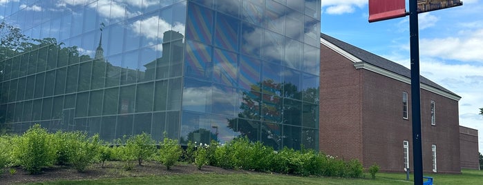 Colby College Museum of Art is one of Maine.