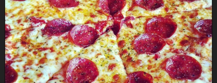 Barlo's Pizzeria is one of Favorites.