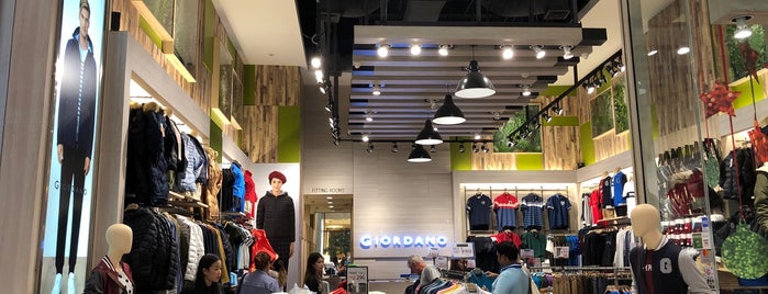 Giordano is one of CentralwOrld.
