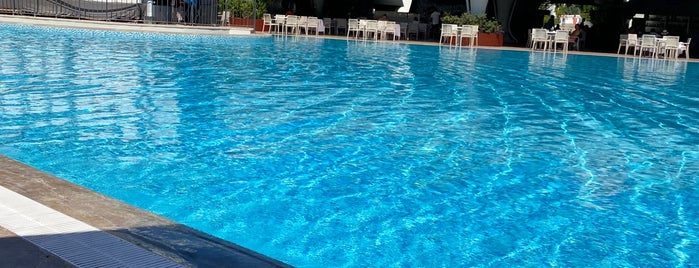 Swimming Pool Cornelia Diamond is one of Havuz.