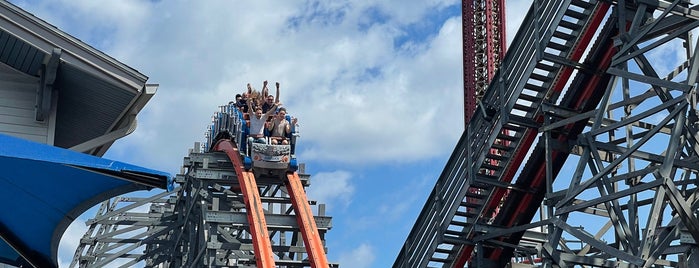 Wicked Cyclone is one of ROLLER COASTERS.