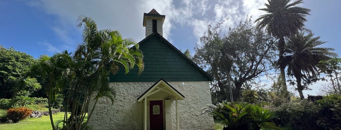 Palapala Ho'omau Congregational Church is one of Maui.
