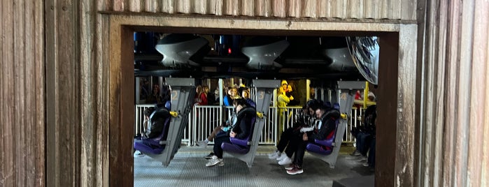 Batman: The Ride is one of Top picks for Theme Parks.