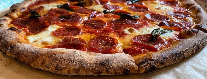 Positano Pizza Napoletana is one of Sahar: сохраненные места.