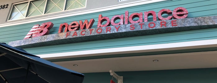 New Balance Factory Store is one of Kimmie 님이 좋아한 장소.