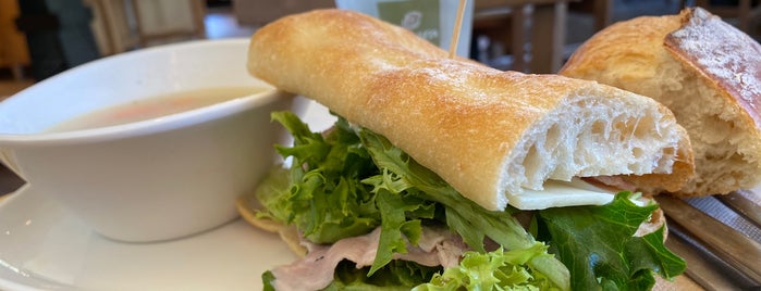 Panera Bread is one of Columbus Top Eats.