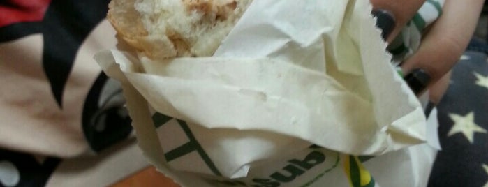 SUBWAY is one of Lia 님이 좋아한 장소.